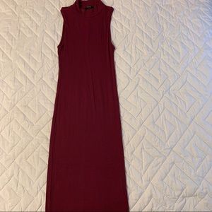 Forever 21 Turtle Neck ribbed burgundy midi dress